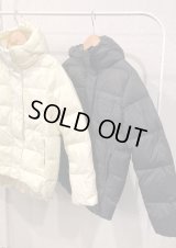 【OMNES Down Jacket】オムネス フード付き コクーン ダウンジャケット(2カラー展開)