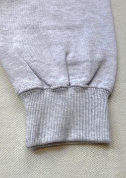 画像7: 【GREMLINS Crew Sweat Shirt】グレムリン ギズモ ムービーポスター スウエットシャツ(2カラー展開)