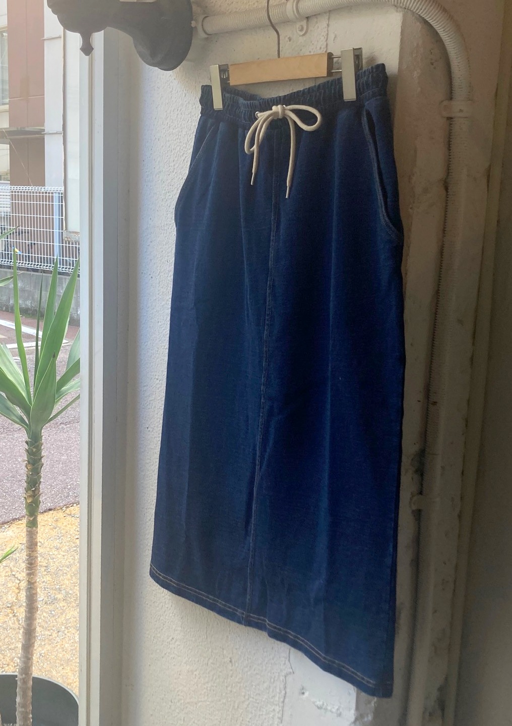 【gym master】 11oz Indigo Sweat Skirt 商品アップ完了です。