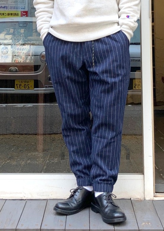 【gym master】 reversible stripe tapered pants 商品アップ完了です。