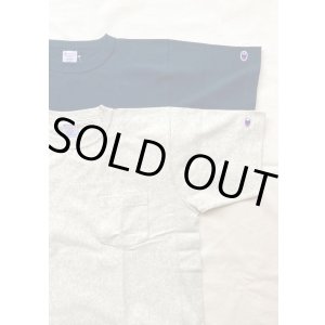 画像: 【champion 9.4oz Jersey Reverse weave Pocket Short sleeve Tee Relax Fit】チャンピオン 9.4オンス ジャージー リバースウィ―ブ ポケット付 半袖Tee/ リラックスフィット(2カラー展開)