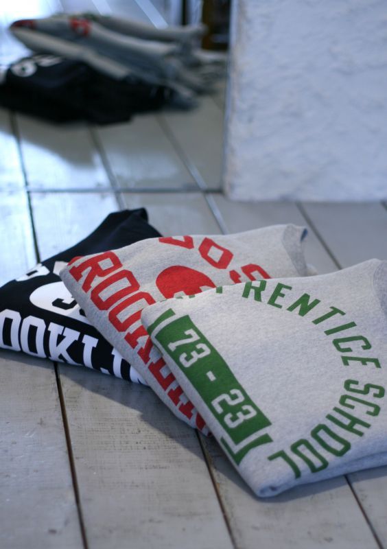 画像: 【champion】reverse weave crew neck print sweat/made in U.S.A 商品アップ完了です。