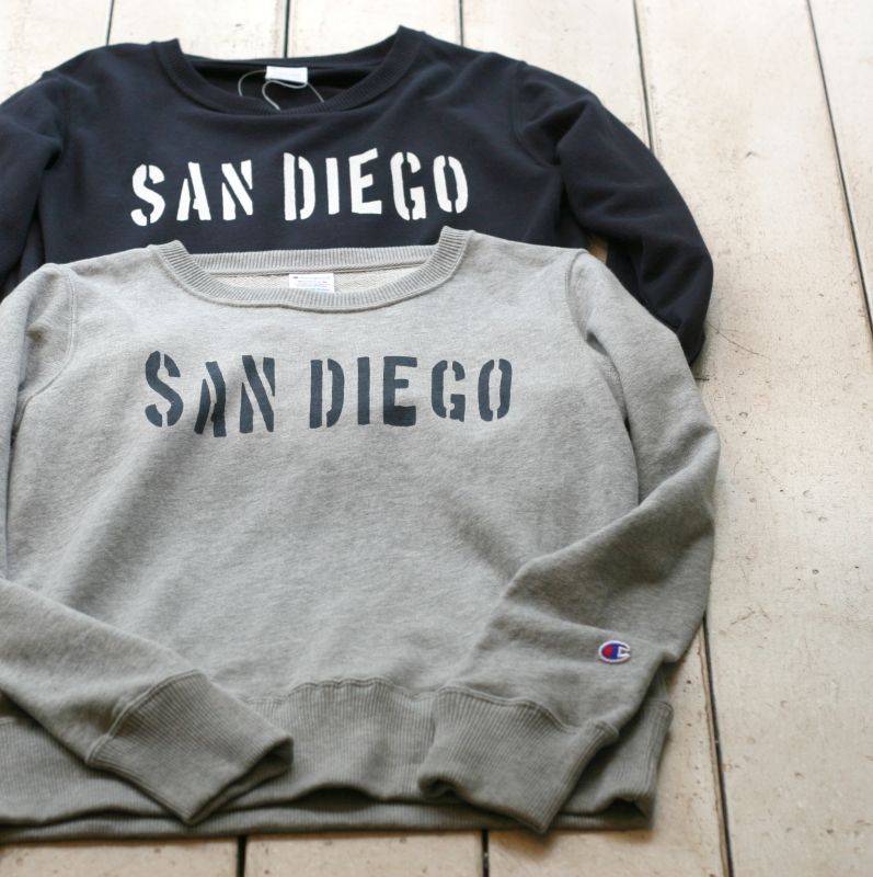 画像: 【champion w-men's】crew neck print sweat shirt 商品アップ完了です。