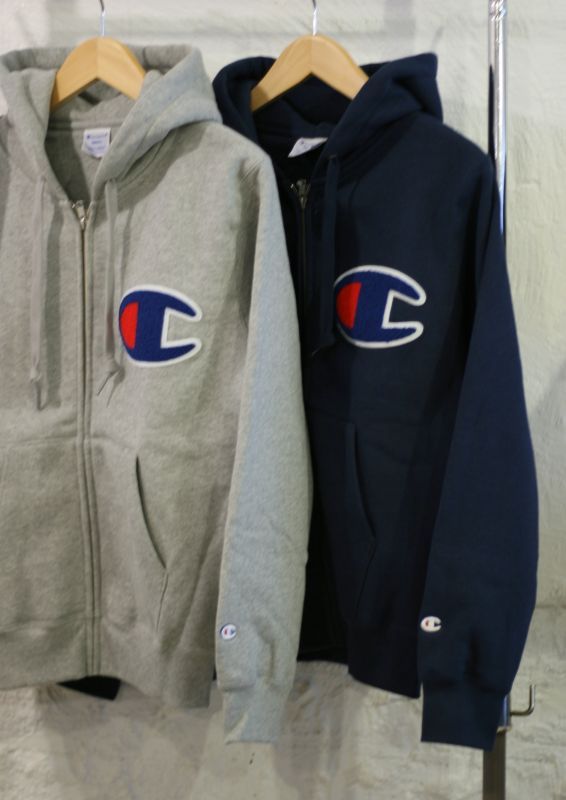 画像: 【champion action style】 big-logo zip parka 商品アップ完了です。