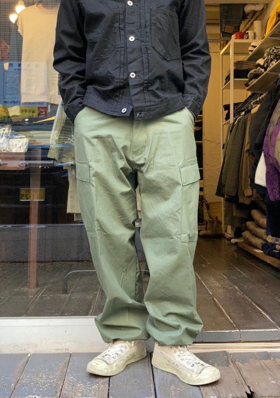 画像: 【ALCARZA】 Wide Cargo Pants 商品アップ完了です。