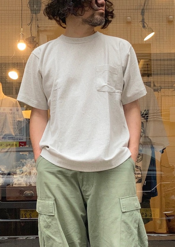 画像: 【champion】 9.4oz Jersey Reverse weave Pocket Short sleeve Tee Relax Fit 商品アップ完了です。