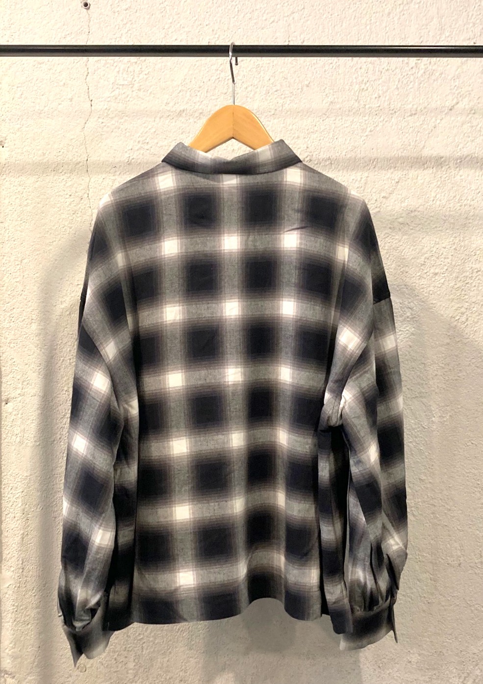 画像: 【OMNES Rayon Check Long sleeve Shirt】オムネス レーヨン袖ボリューム チェック長袖シャツ(black)